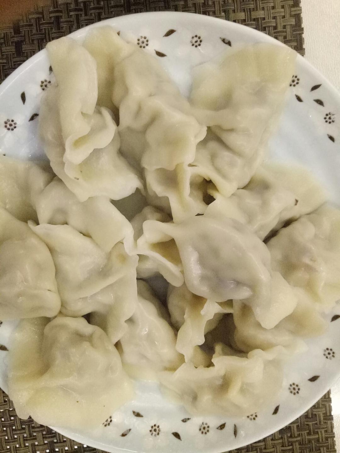 香菇木耳肉馅饺子