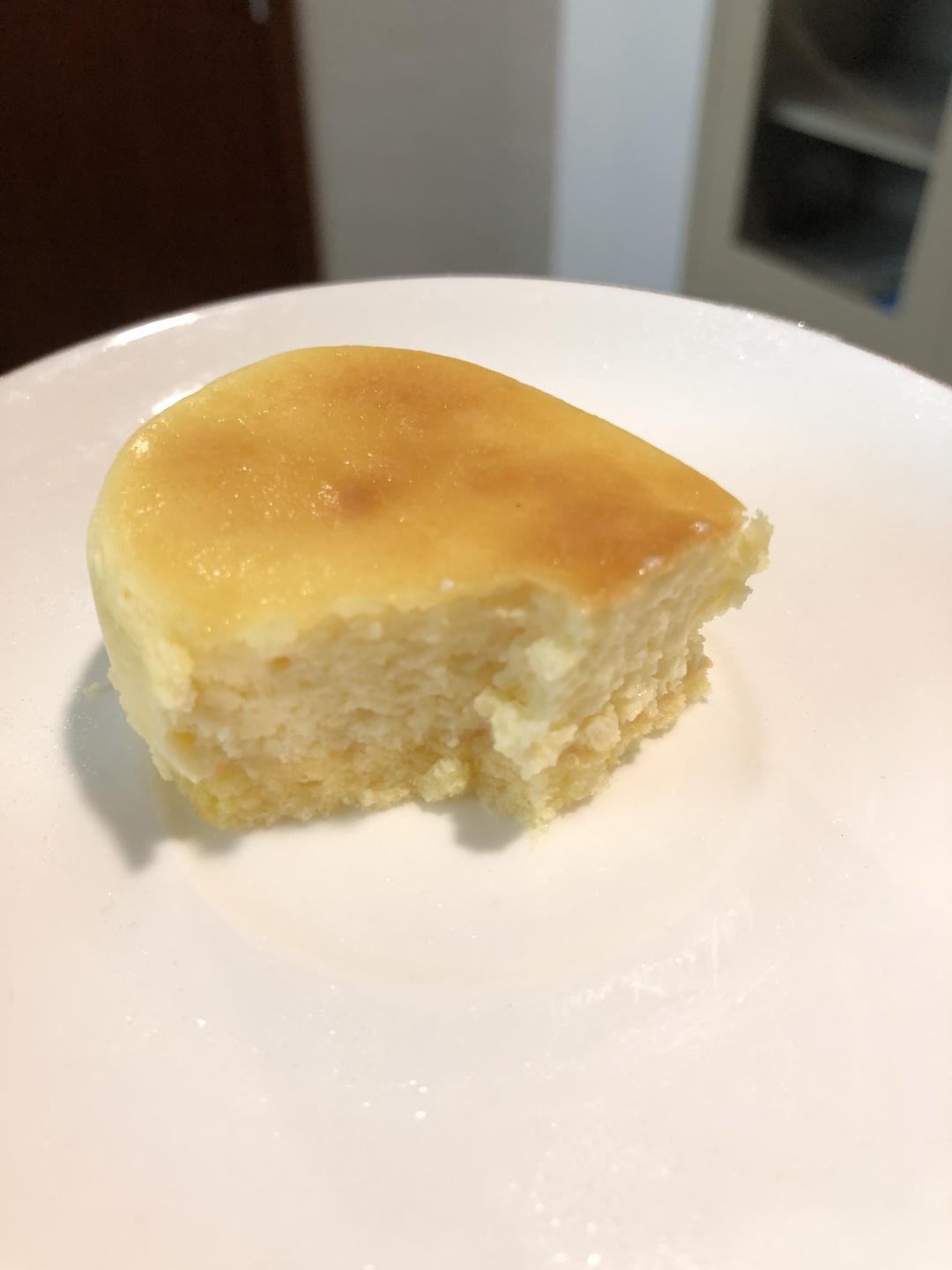 【好利来半熟芝士蛋糕的做法步骤图】幸福的奶牛-制作