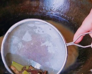 一分钟教你学会红烧狮子头的做法 步骤4