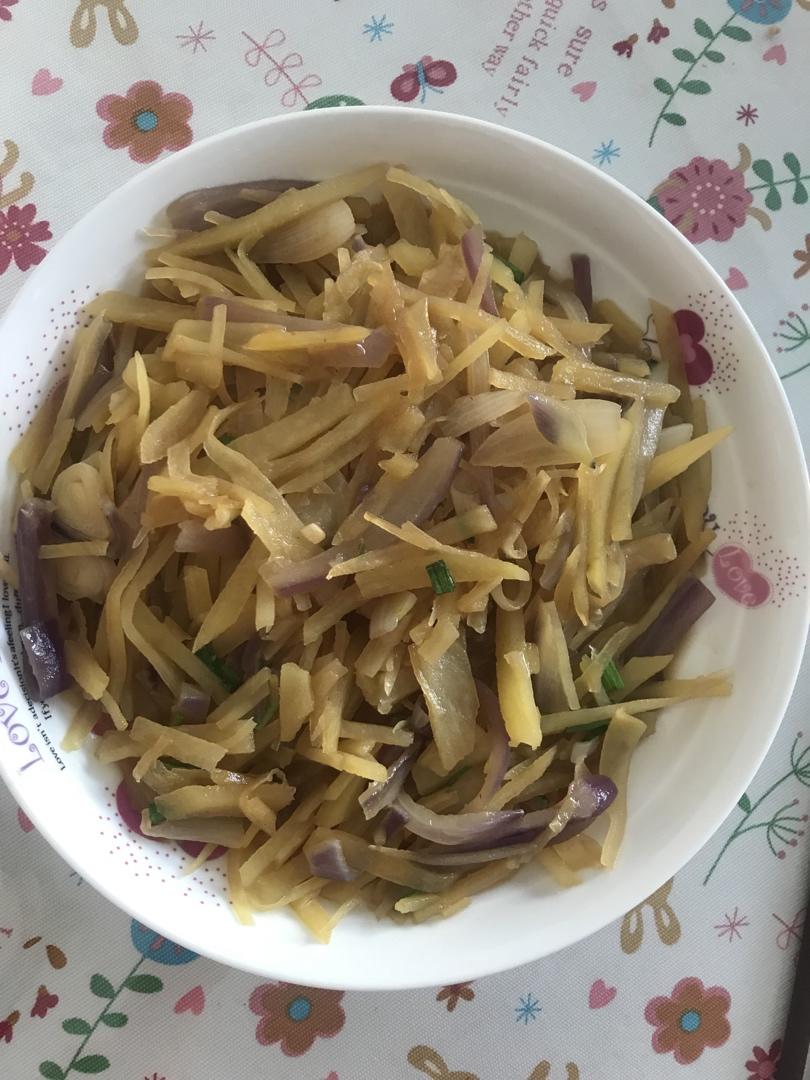 冰糖葫芦1023做的洋葱炒土豆丝