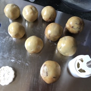 广式月饼的做法 步骤9