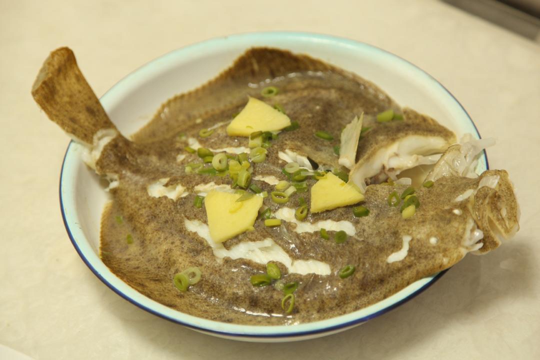 清蒸多宝鱼的做法 步骤4