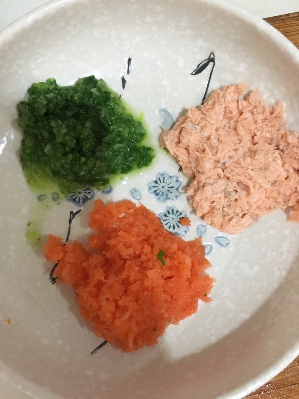 8个月宝宝辅食|三文鱼蔬菜粥