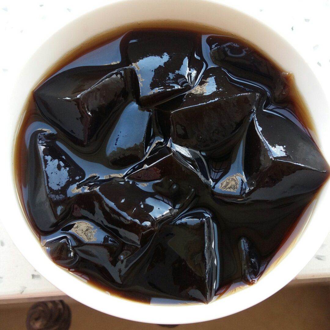 ru落落做的广式黑凉粉