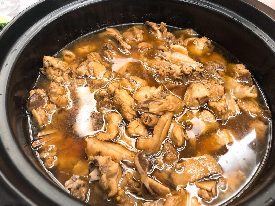 月子菜: 客家老黄酒煮鸡的全部作品