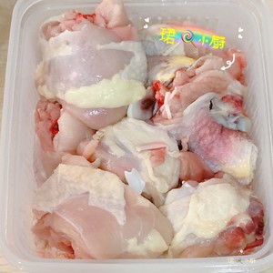 小美·小鸡(鸡腿)炖蘑菇 简单又好吃,小心吃撑?的做法 步骤6
