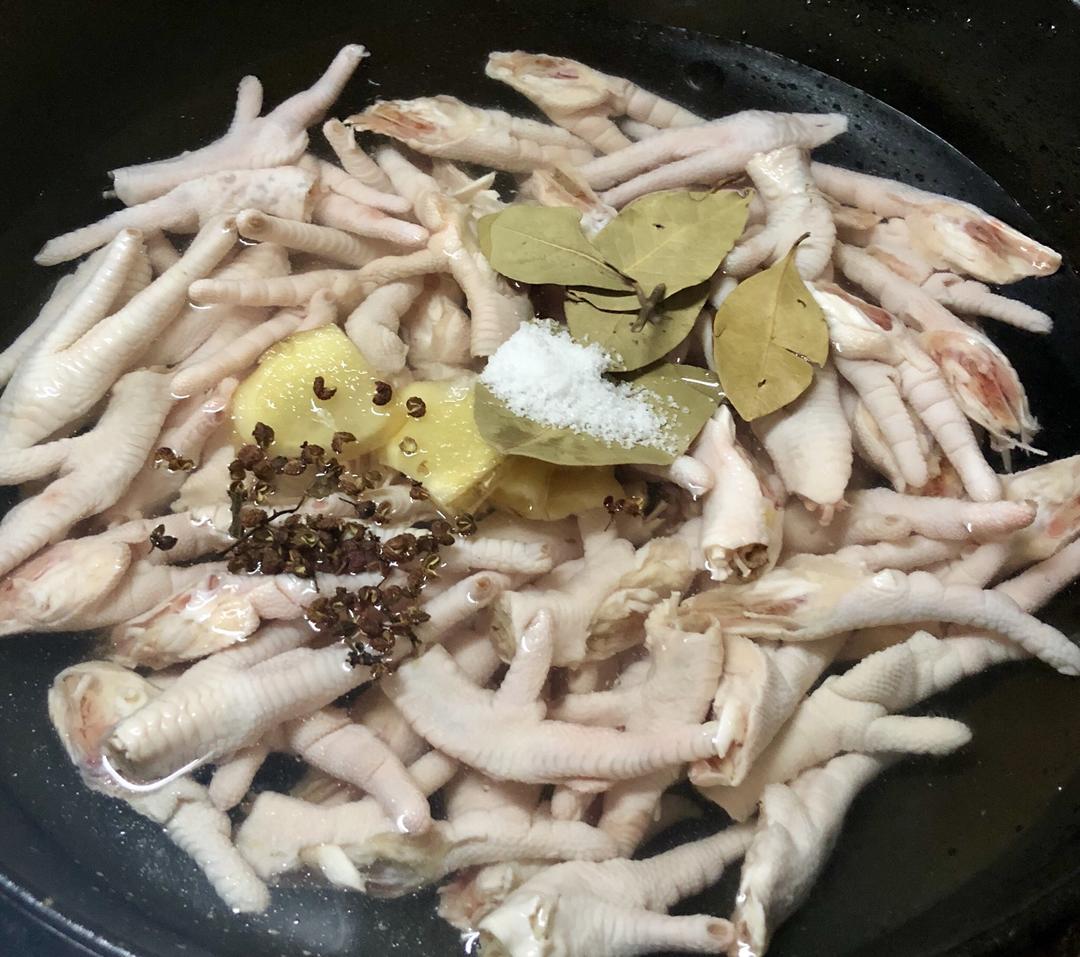 自制百香果柠檬泡椒凤爪