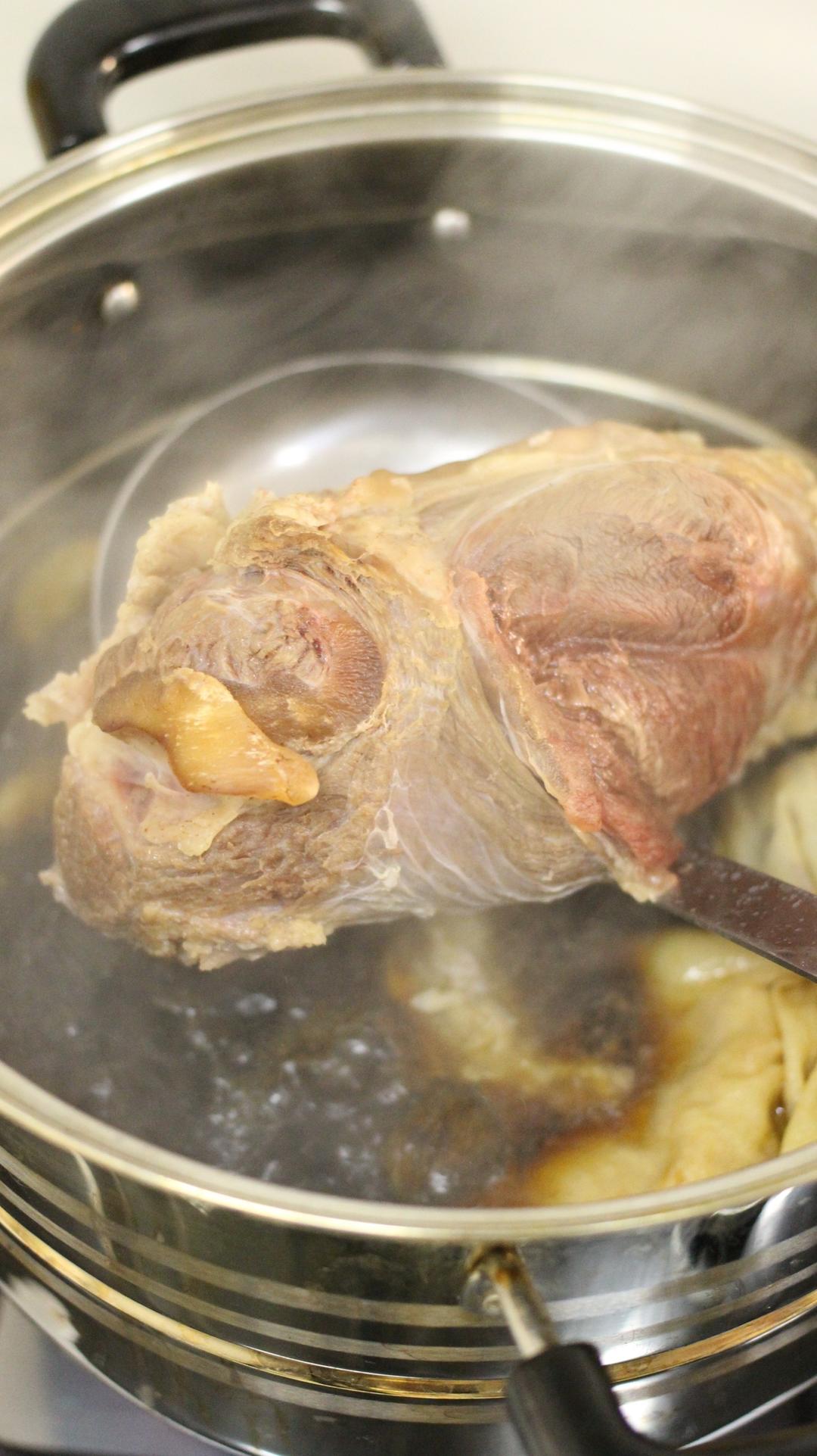 家传秘制酱牛肉