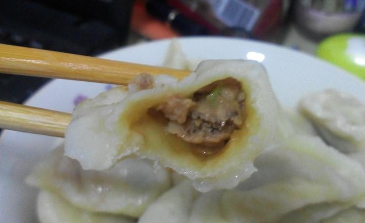 香菇肉饺子的用料