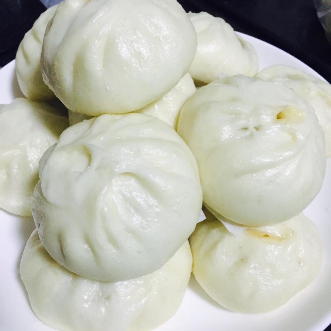 左左小魅做的鲜肉包子