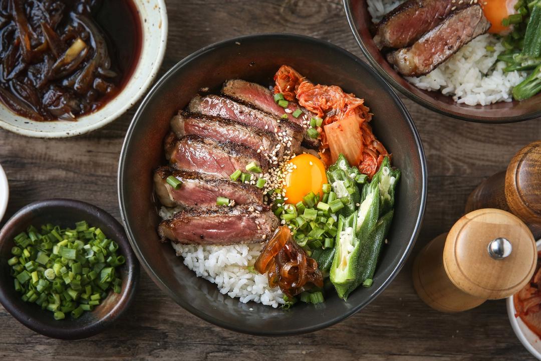日式牛排饭