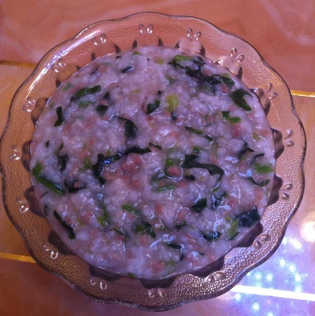 【牛肉菠菜粥的做法步骤图,牛肉菠菜粥怎么做