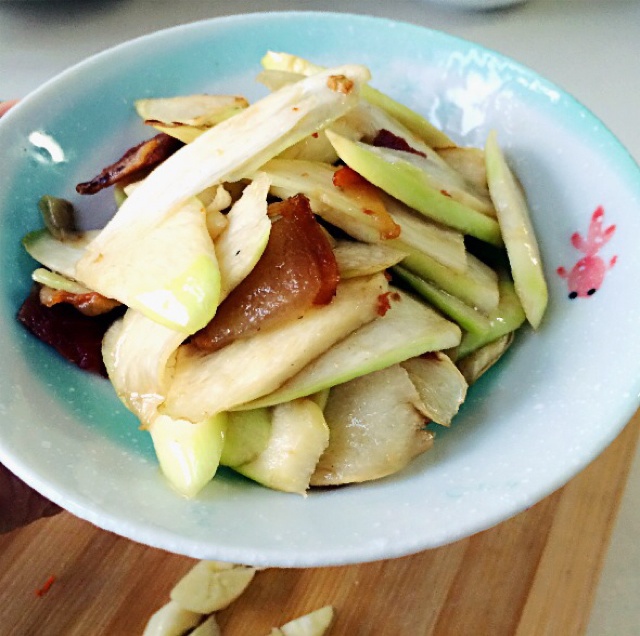 茭白炒腊肉的全部作品