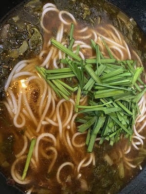家庭版云南米线的做法 步骤11