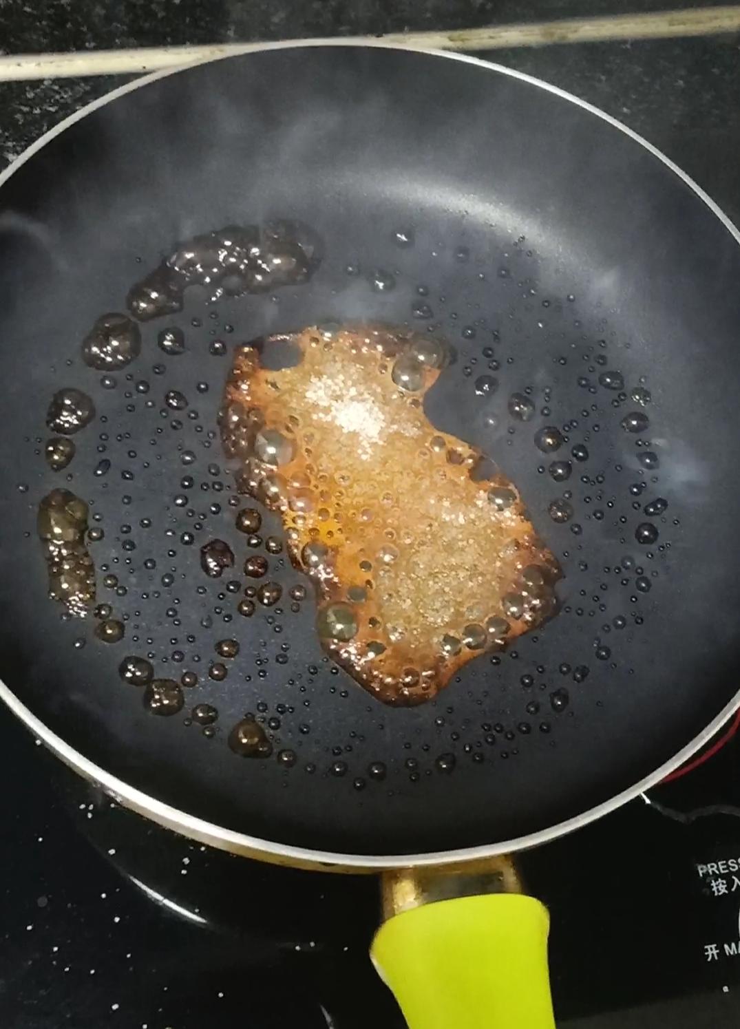 焦糖奶茶的做法 步骤2