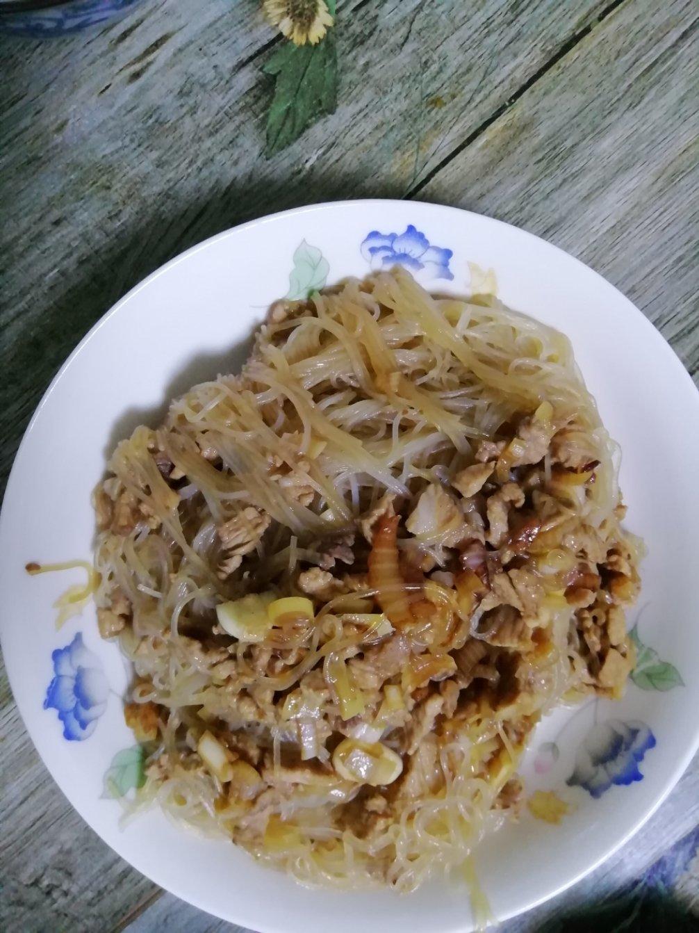 hongcuicui做的蚂蚁上树