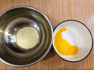 纸杯蛋糕(6寸蛋糕的量)的做法 步骤2