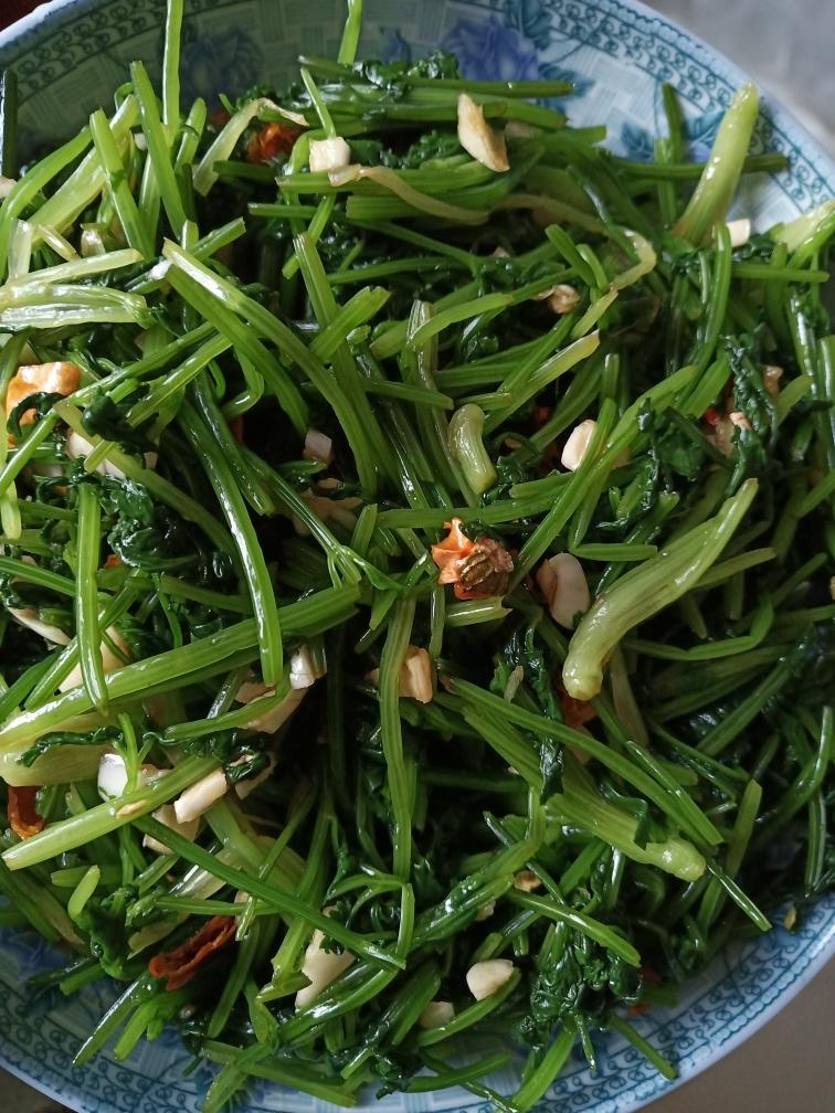凉拌香菜的做法