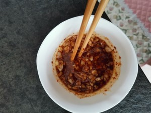 烧烤摊麻辣串蘸料(微辣)少油蘸料,蔬菜千张豆皮蘸料的做法 步骤5