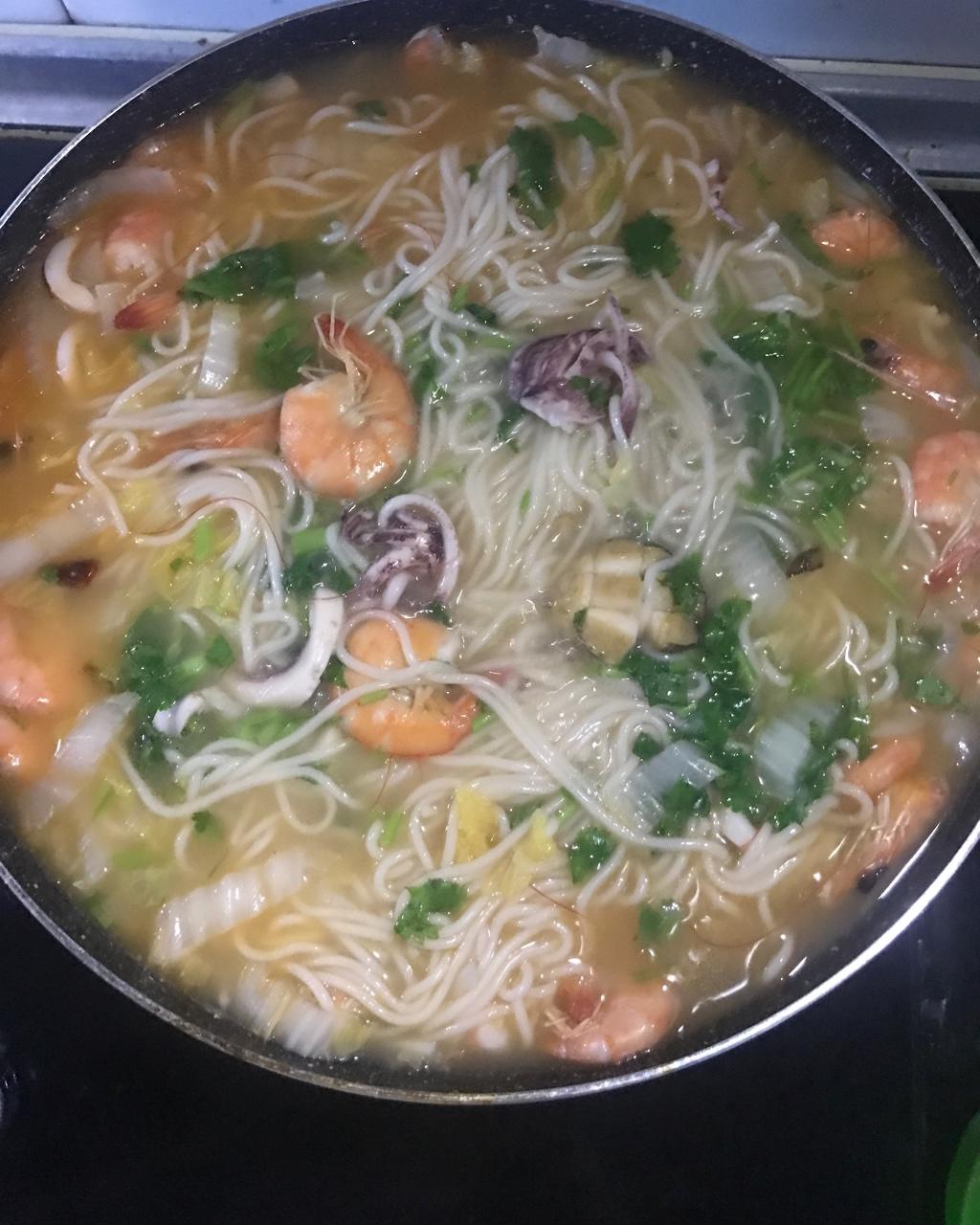 随遇而安1998做的海鲜面