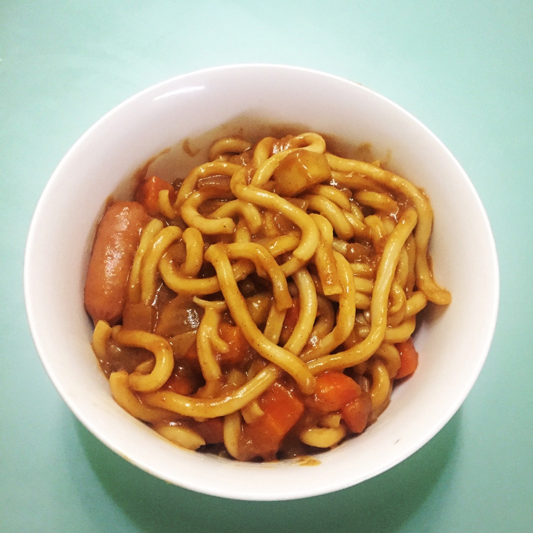amberer做的咖喱鸡肉乌冬面
