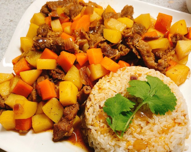 一人食·土豆肥牛饭的做法