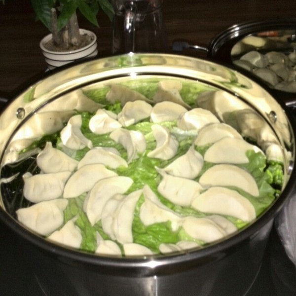牛肉水饺胡萝卜饺子-胡萝卜肉馅牛洋葱厨房_牛肉胡的洋葱调味品怎么v牛肉不沾油图片
