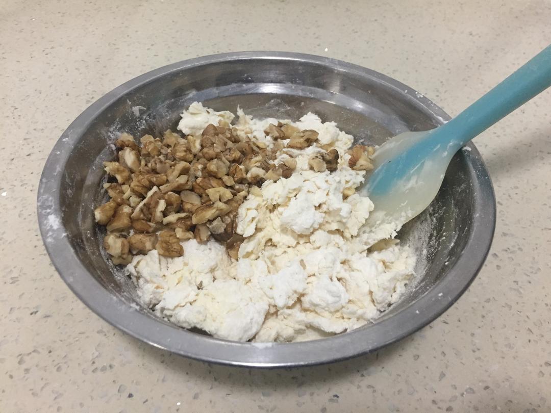 【淡奶油海盐核桃咸司康的做法步骤图】cxyjane-制作