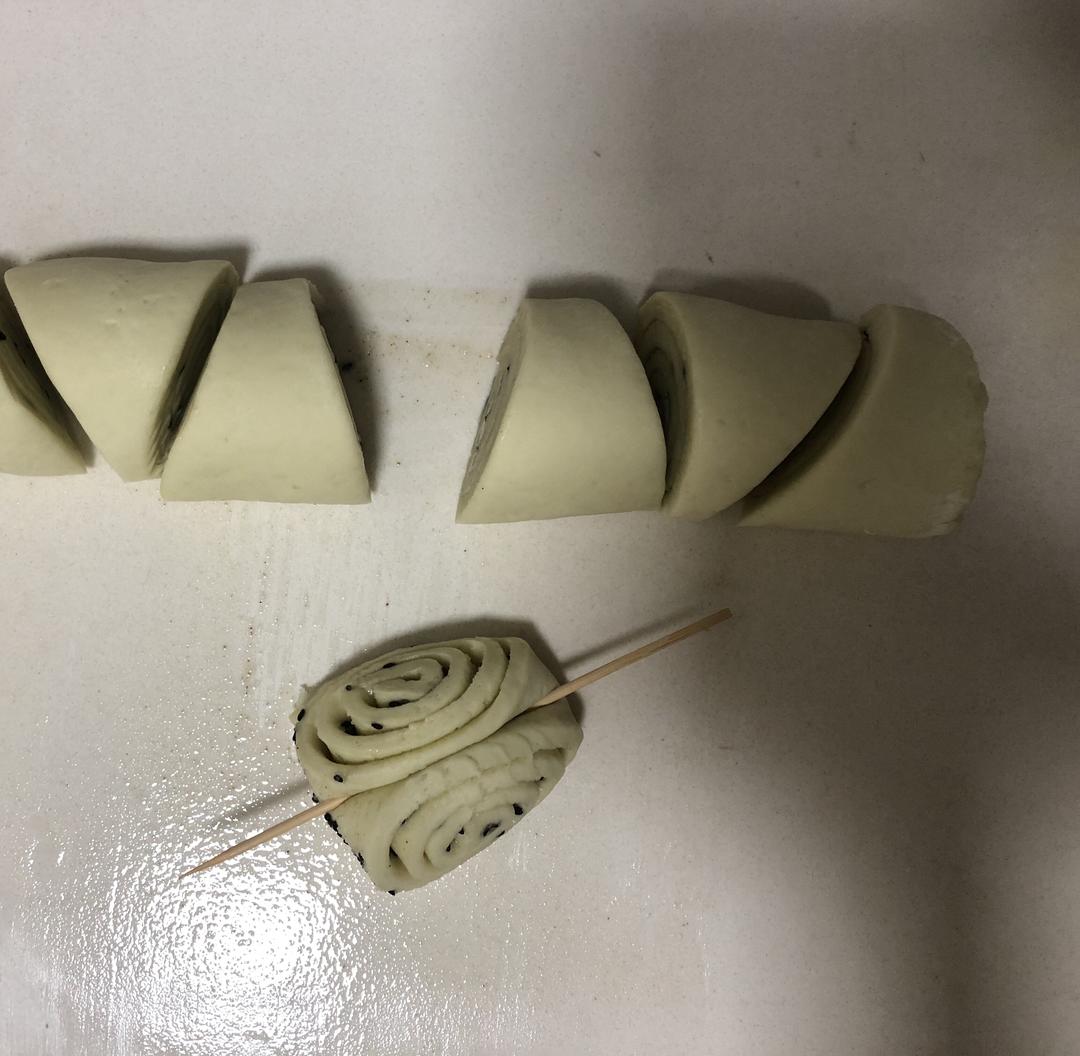 蔬菜02小花卷的做法 步骤12