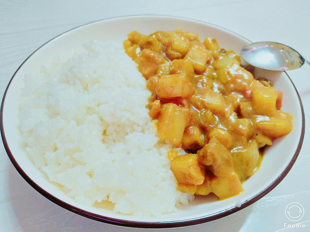 咖喱鸡肉饭
