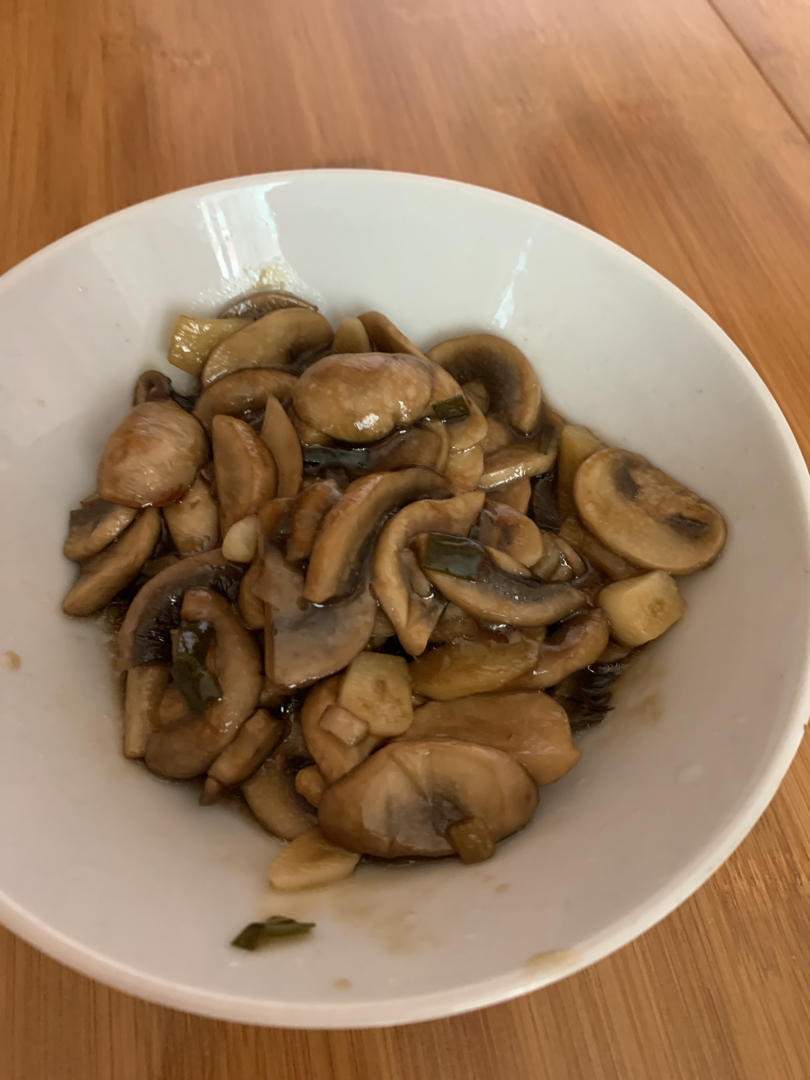 0328燕子做的清炒口蘑菇