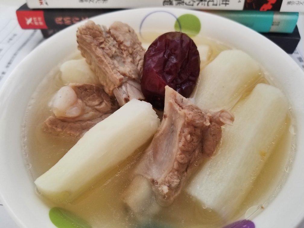排骨山药汤