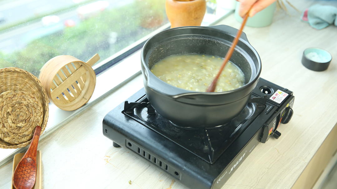 冰镇绿豆汤(超简单)