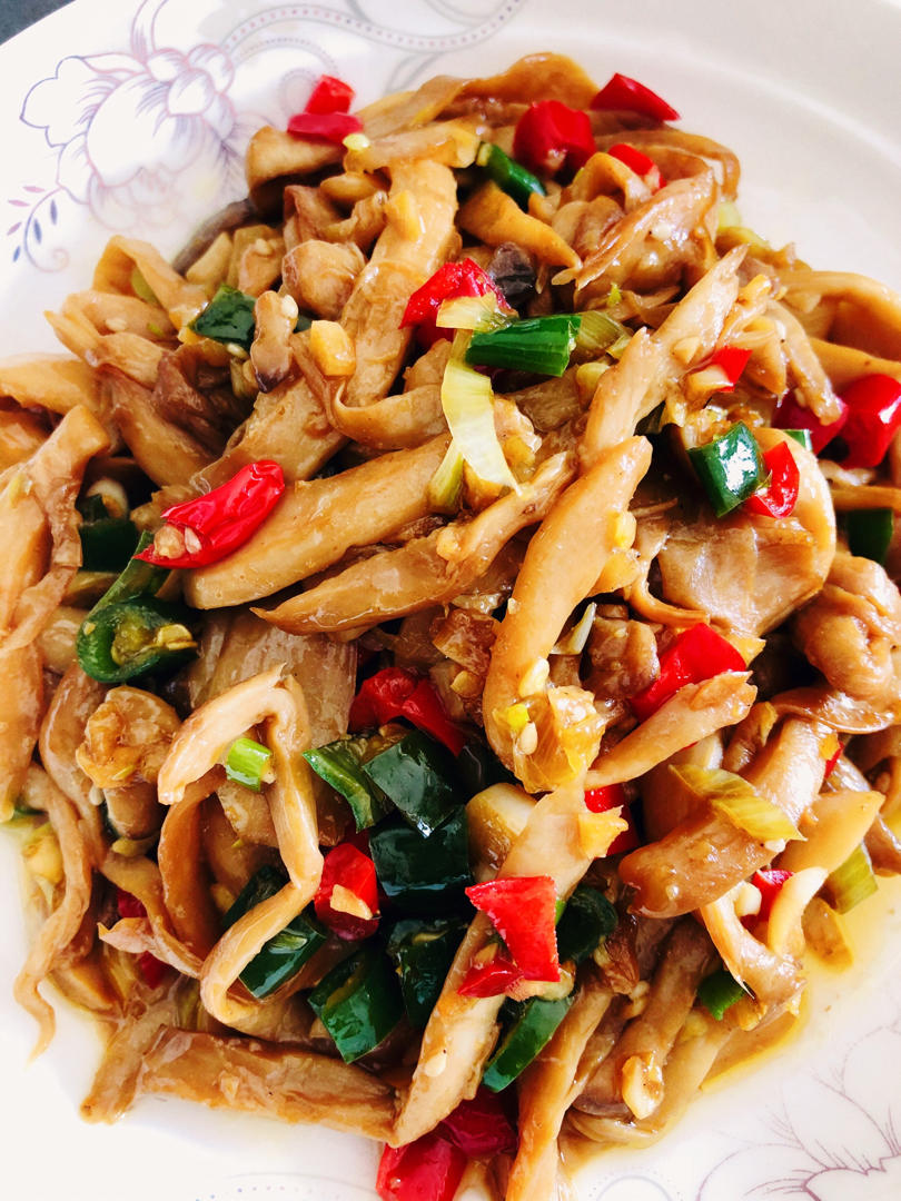 饭饭19做的干煸杏鲍菇