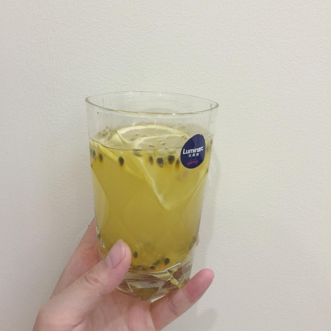 柠檬百香果蜂蜜茶