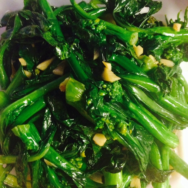 蒜蓉炒菜心