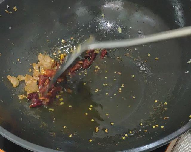 想想茭白炒火腿