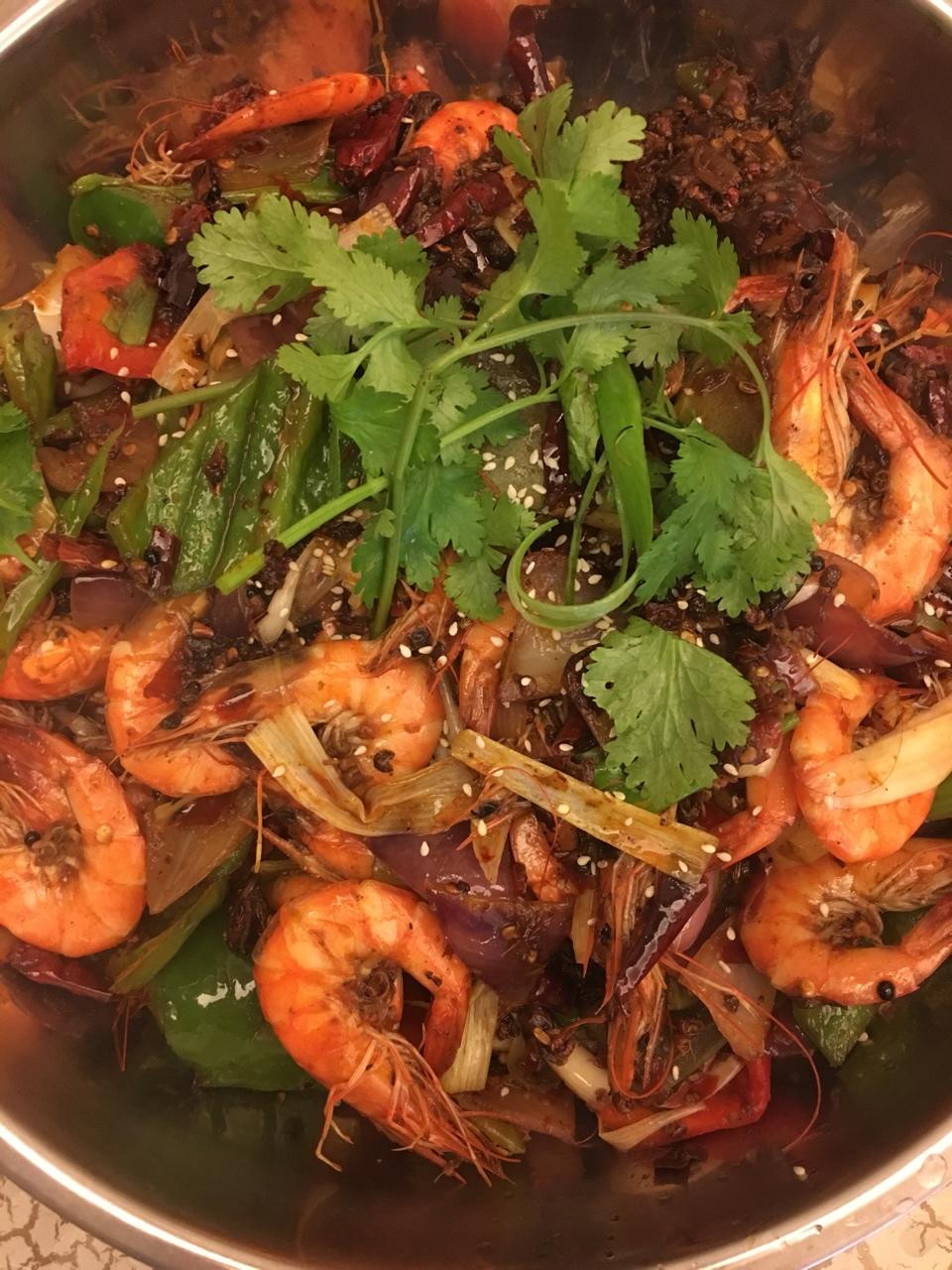 萌萌哒吃土少女做的干锅虾虾(最详细的图文解说)