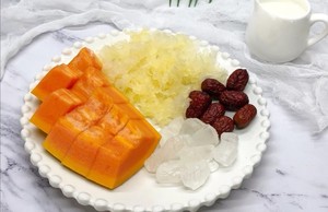 ㊙4款养生羹超养颜,喝出白皙牛奶肌的做法 步骤1