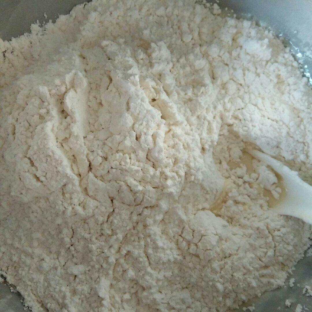 【酸奶餐包的做法步骤图，酸奶餐包怎么做好吃】浪漫春天-制作