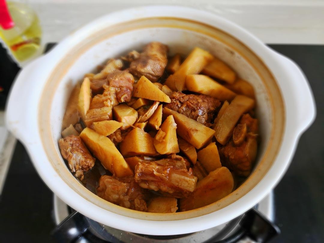 冬笋排骨煲
