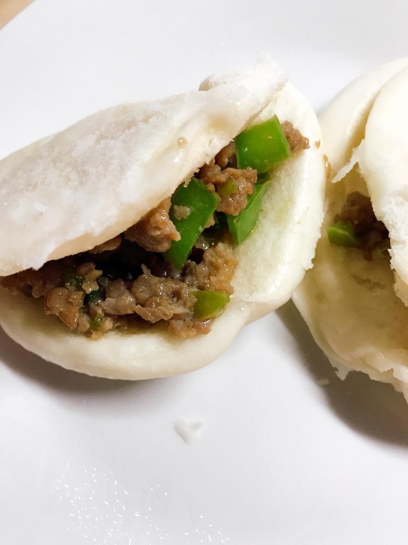 苗妙苗的实验室做的肉夹馍之荷叶包