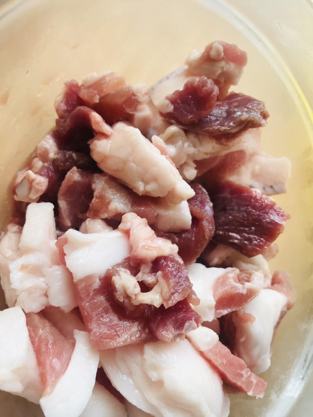 辣椒小炒肉的做法 步骤1