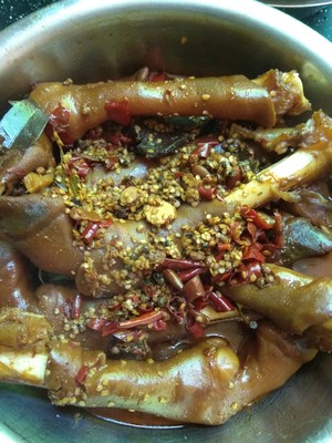 麻辣羊蹄的做法 步骤6