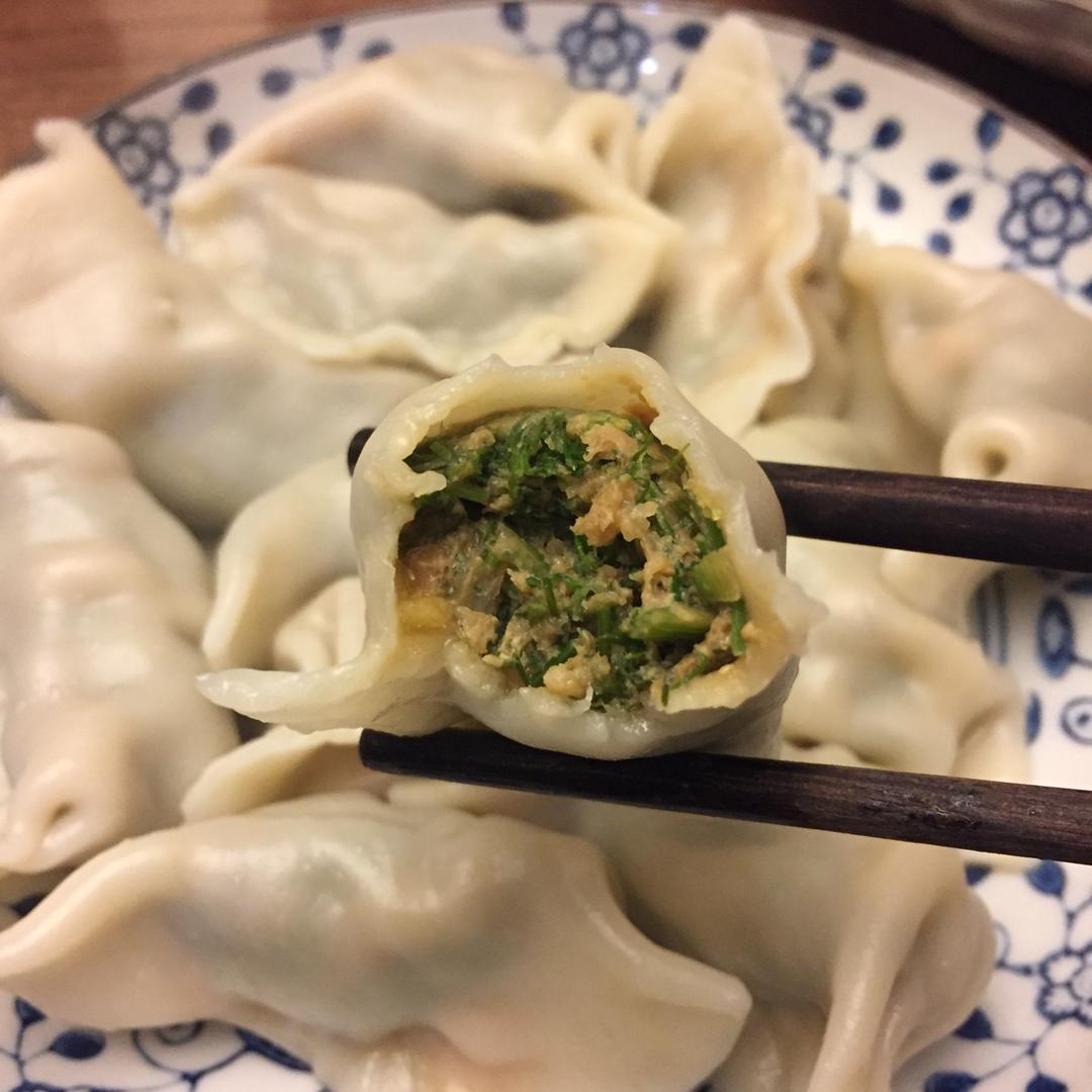 饺子 茴香饺子 伊凡凡-1做的茴香饺子  赞 饺子粉,茴香,猪肉馅,鸡蛋
