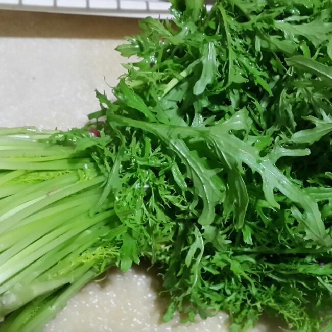 银丝菜蛋皮汤