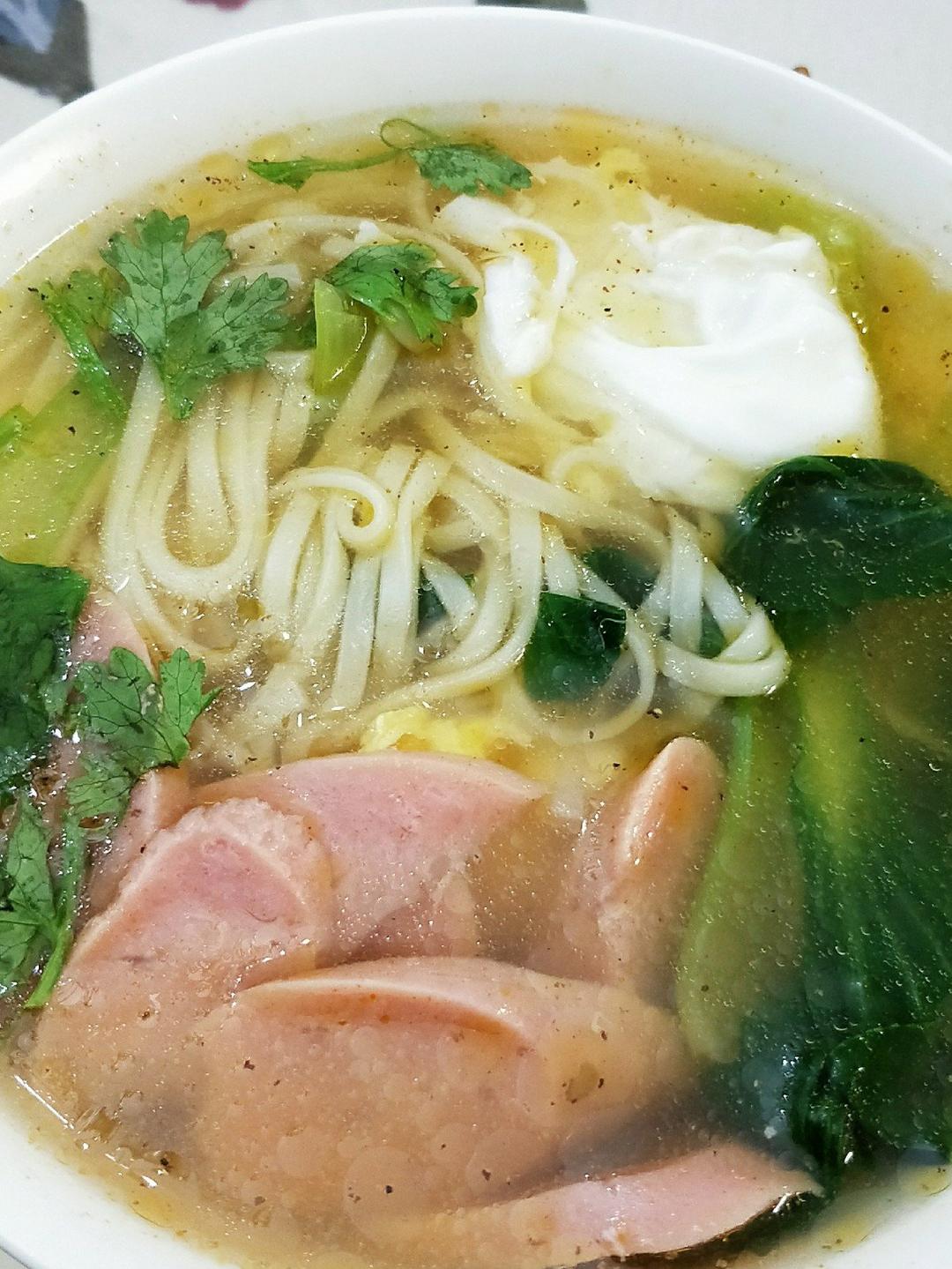 摩耶山饼子做的鸡蛋汤面