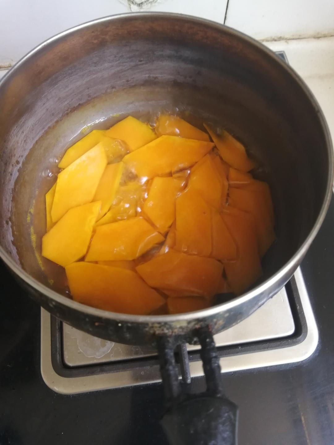 南瓜玉米浓汤的做法 步骤3