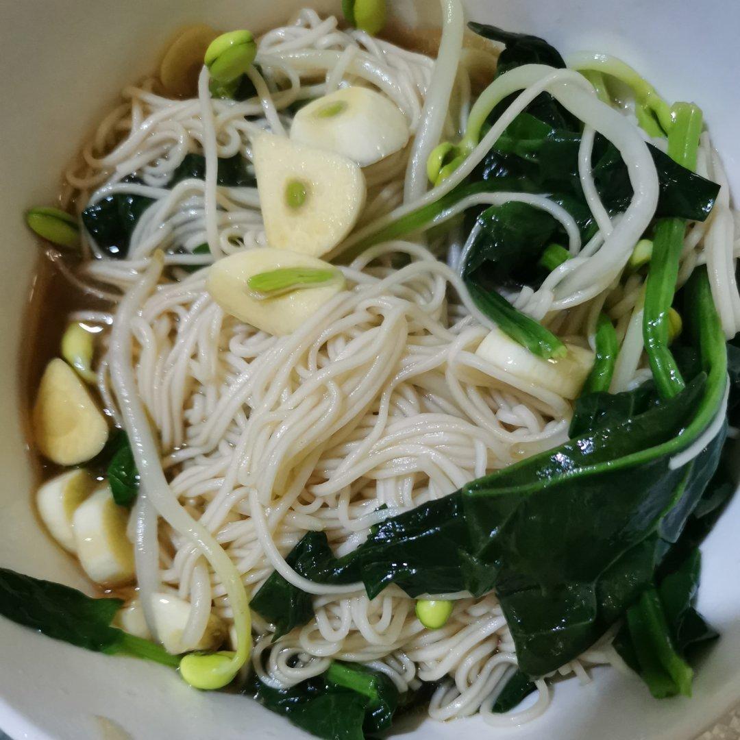 小鲜又做的蒜面条