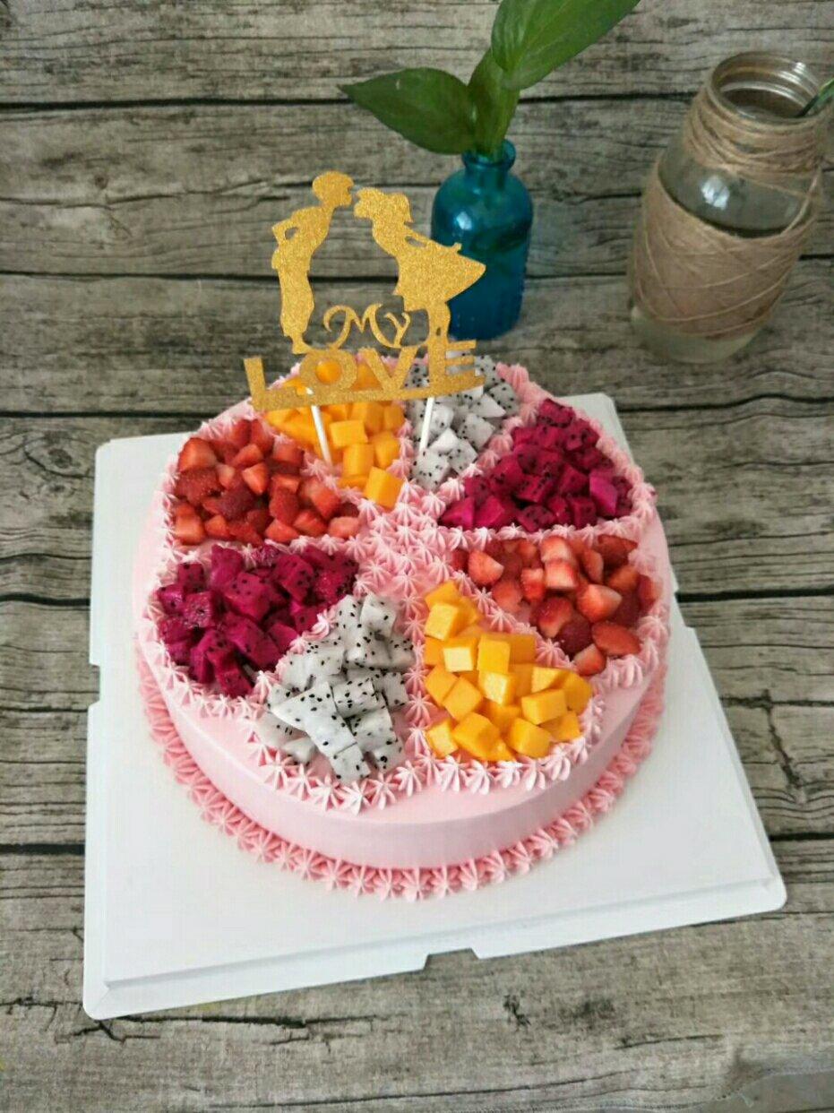 喜欢做简单的美食做的水果奶油【生日蛋糕】